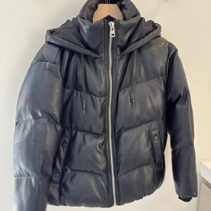 Women's Black Bomber Jacket Faux leather size 6.